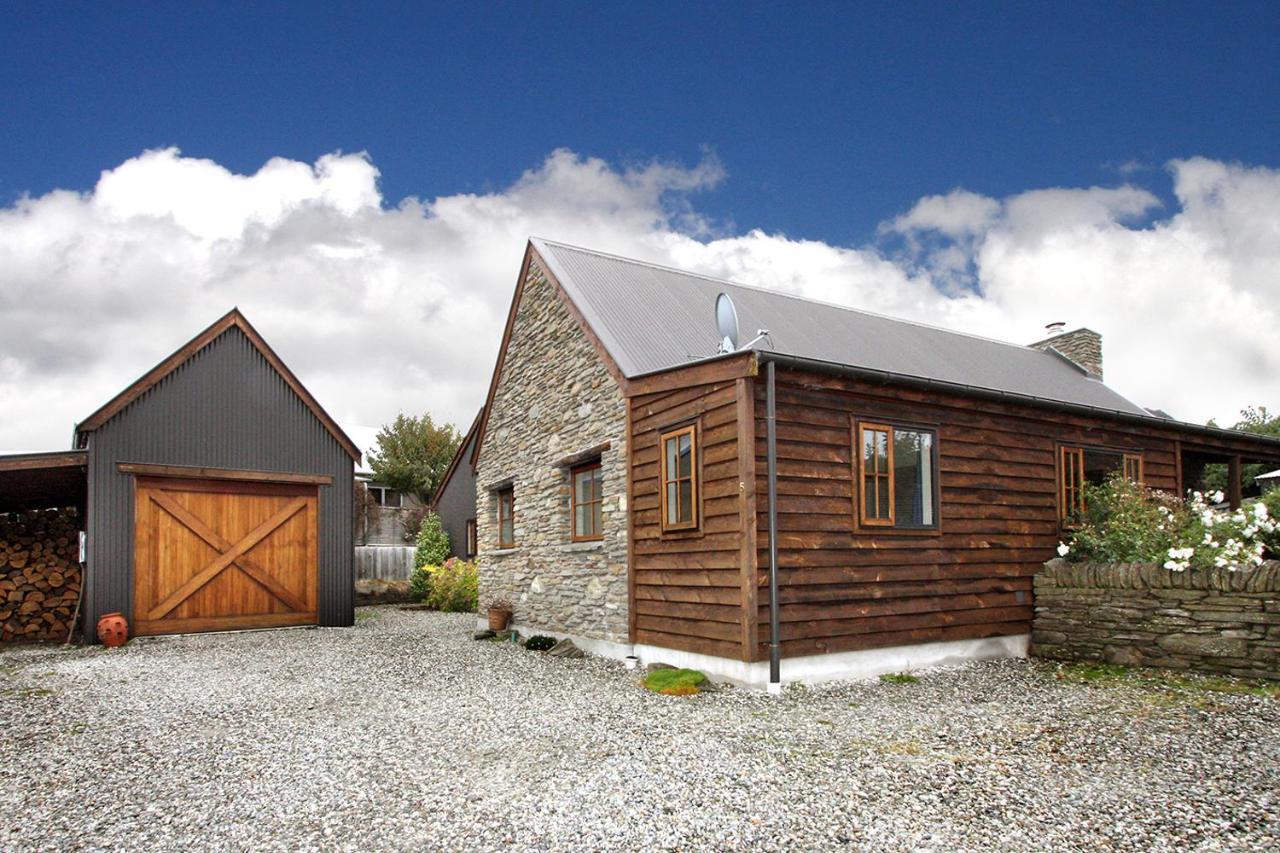 Maytime Cottage - Arrowtown Holiday Home מראה חיצוני תמונה