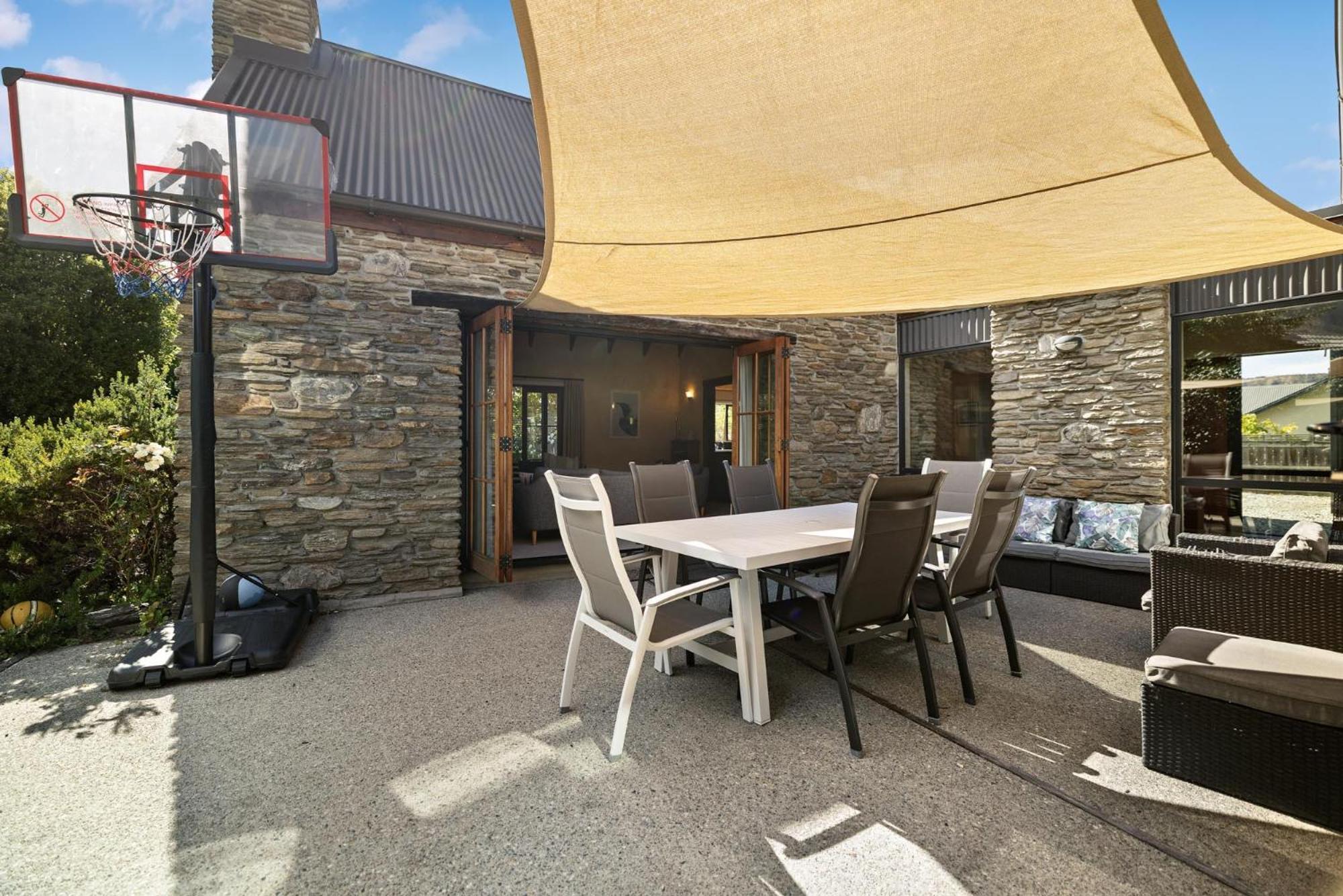 Maytime Cottage - Arrowtown Holiday Home מראה חיצוני תמונה